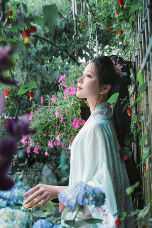 大胆人GOGO888体艺术摄影