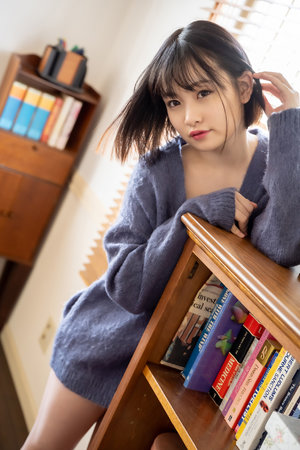 玩老太婆阴蒂